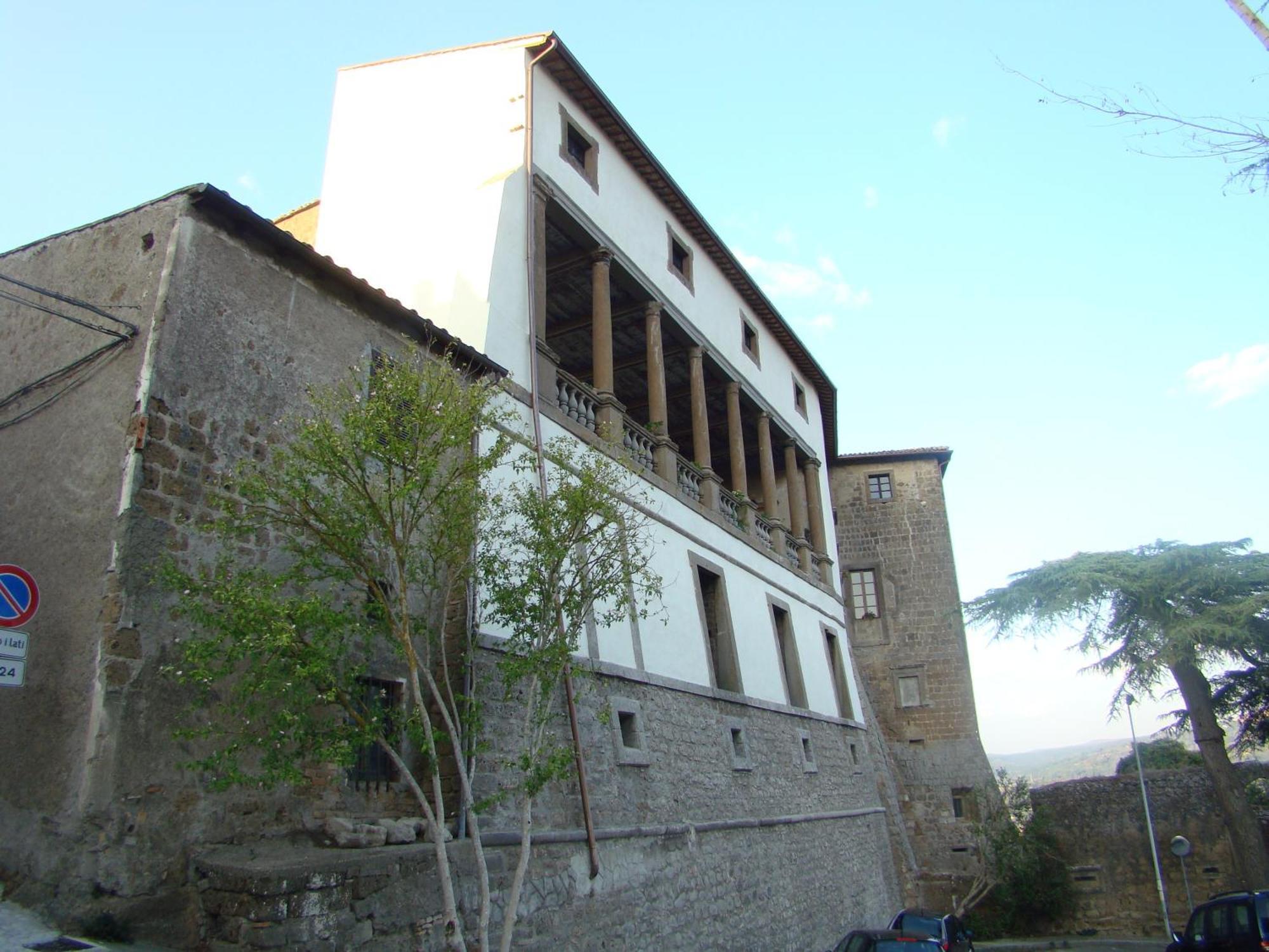 לינה וארוחת בוקר בומארזו Palazzo Orsini מראה חיצוני תמונה